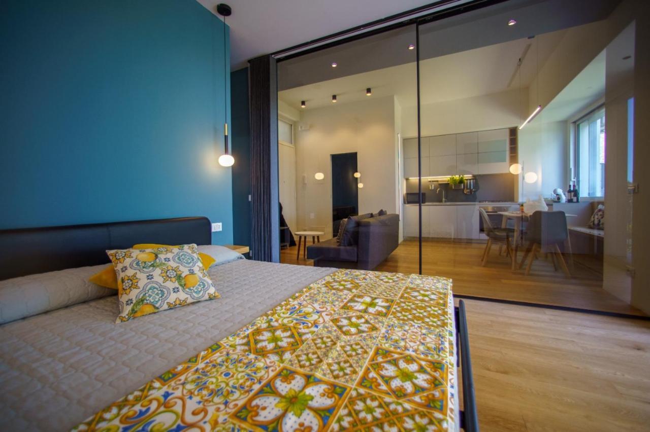 Domus Aurea Luxury Apartment เชฟาลู ภายนอก รูปภาพ